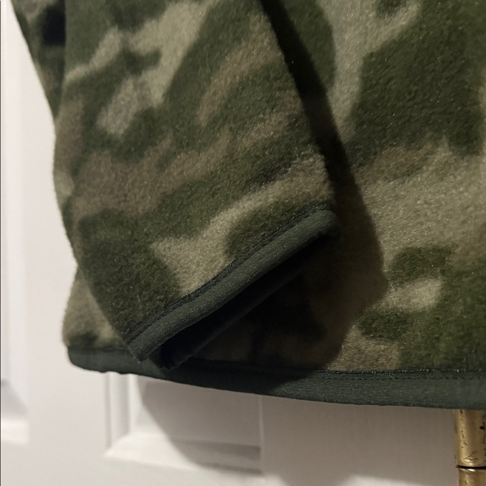 Amazon Essentials Women’s Camo Green Quarter-Zip Fleece Pullover – Size M NWT - Picture 6 of 8